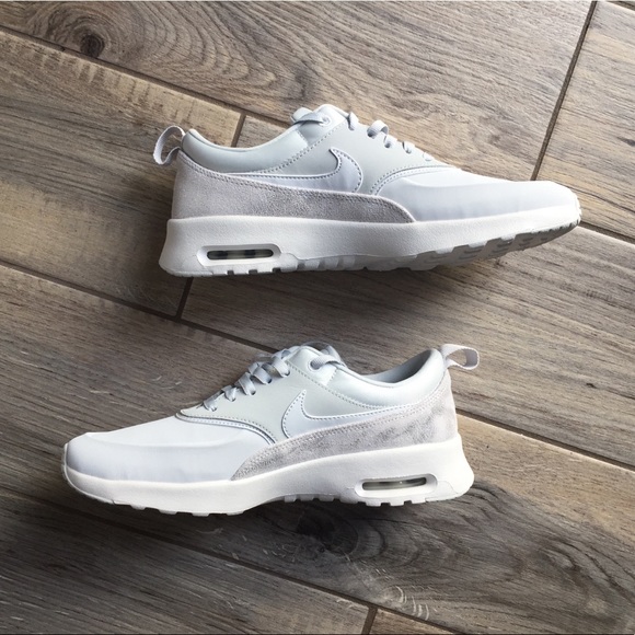 NWB NIKE AIR MAX THEA - Picture 2 of 8